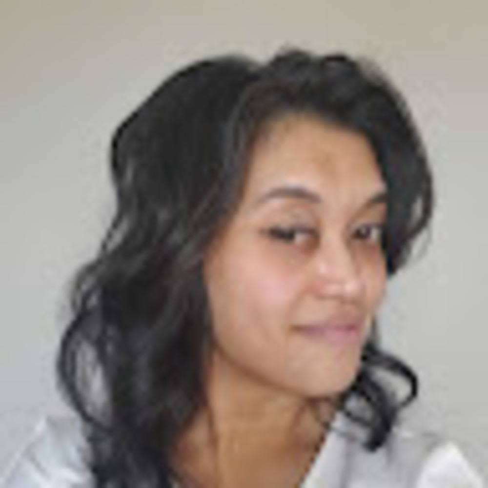 Meet your Posher, Carrie